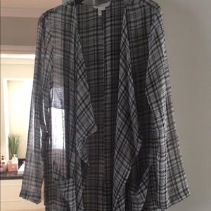 BCBG long jacket/duster in black cream